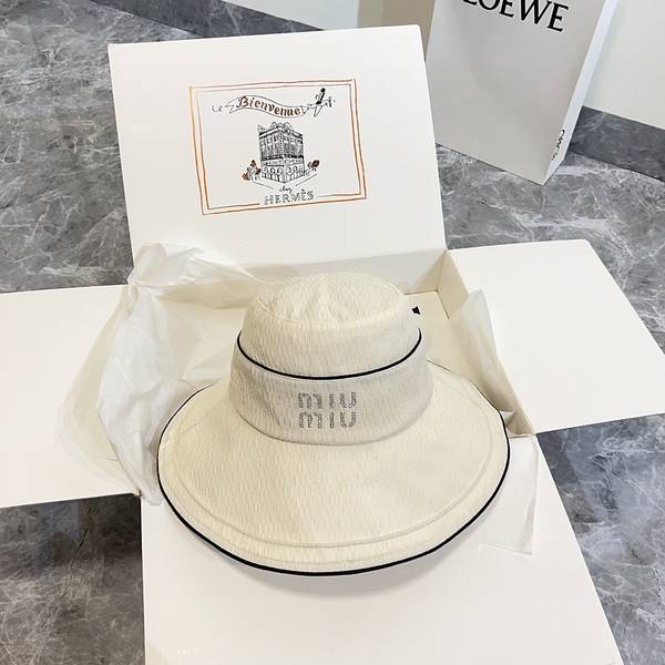 Miu Miu Hat MUH00106